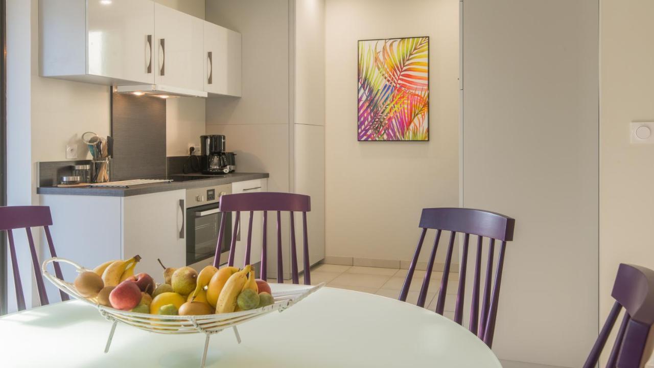 Plein Sud Avec Jacuzzi Privatif Et Parking Prive Apartment Sarlat-la-Caneda Exterior photo