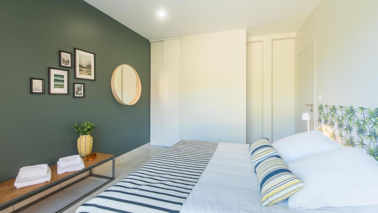 Plein Sud Avec Jacuzzi Privatif Et Parking Prive Apartment Sarlat-la-Caneda Exterior photo